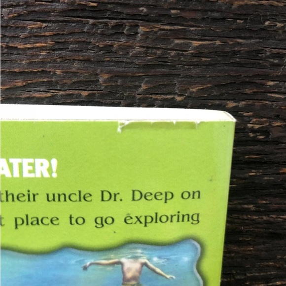 Goosebumps Book R.L. Stine kids youth Chapter book “Deep Trouble” 90’s💙 - Picture 10 of 11